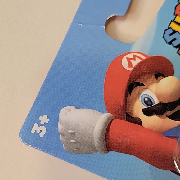 NEW Jakks Pacific Super Mario 2.5" YELLOW TOAD & GOOMBA mini figures 3+ - Picture 10 of 14